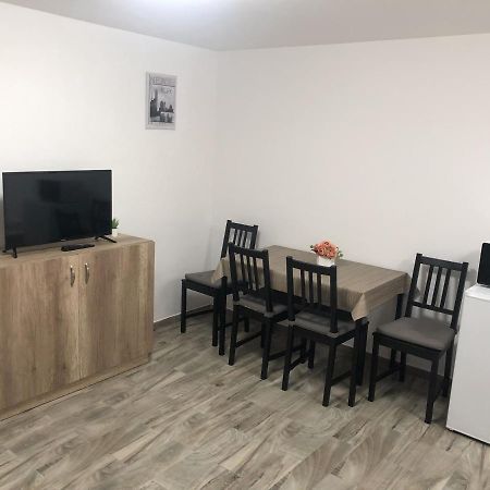 Bettina Vendégház Apartamento Kiskoros Exterior foto